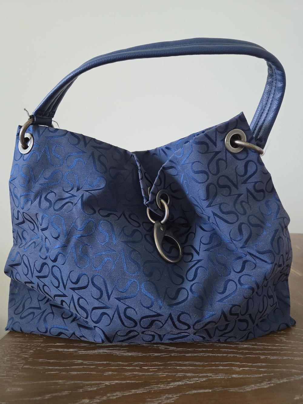 Simply Vera Vera Wang Navy Patterned Shoulder Bag